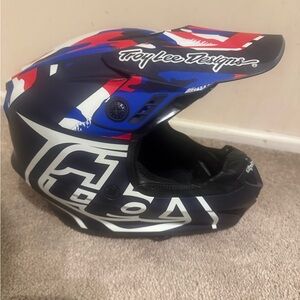 Troy Lee Designs Multicolor Helmet